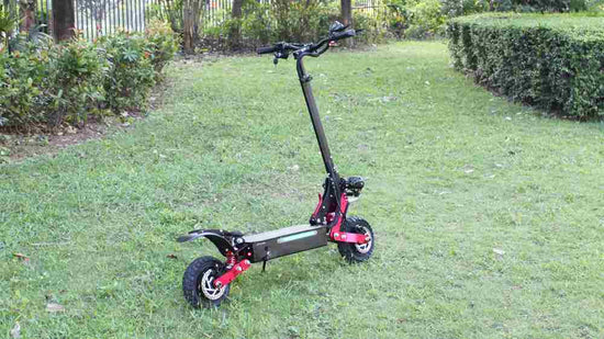 Electric Motorcycle vs Electric Scooter: how to choose the Right Two-Wheeled?