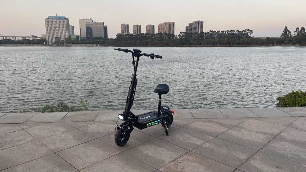 Dual Motor Scoote wholesale