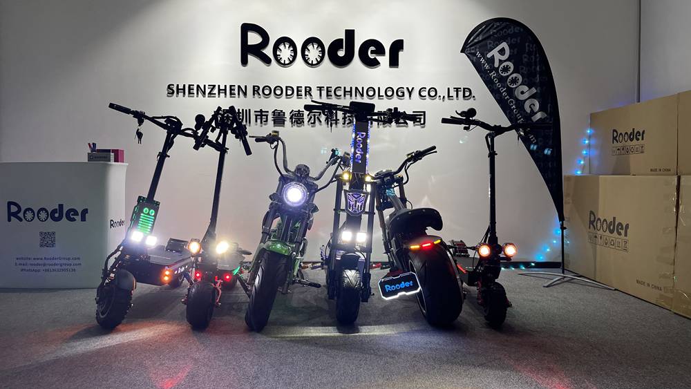 Video laden: Rooder electric scooter exhibition